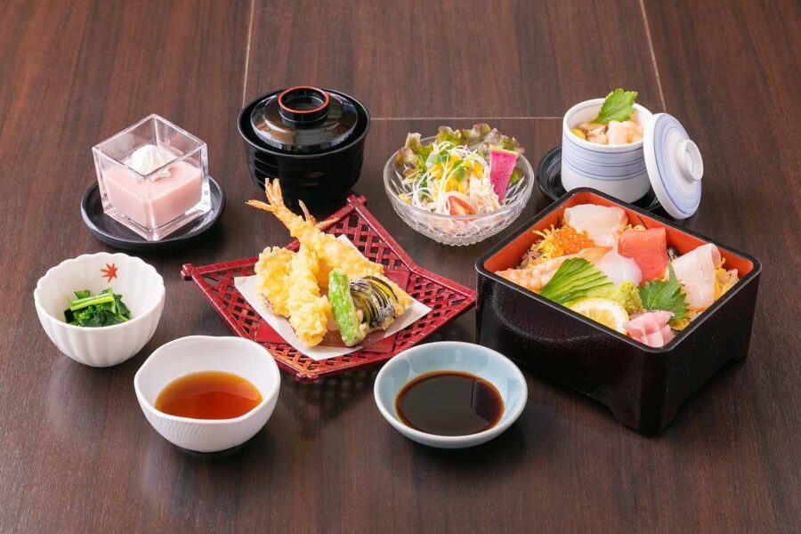 日本料理 小津 海鮮ちらし御膳
