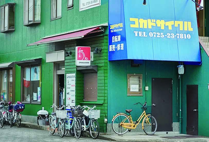 コカドサイクル 店内・お料理